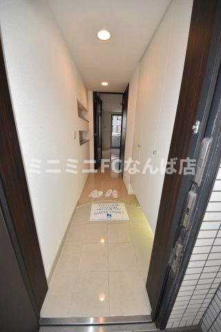 プライムアーバン堺筋本町の玄関