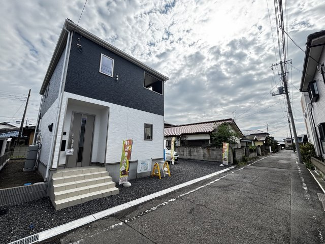 【新築戸建】伊勢崎市柴町第3の外観|内覧の際は「027-386-8693」もしくはスーモからご気軽にお問い合わせください♪