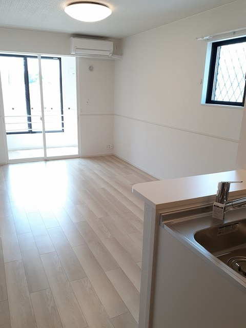 スイート　スプリング　Ⅲ　Ｂの居間・リビング|居室・リビング