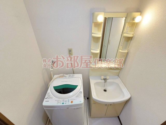 第二コーポ江頭の洗面所