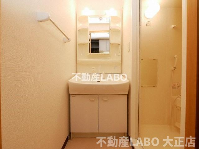 シャルマンフジ阿波座ウエストの独立洗面台
