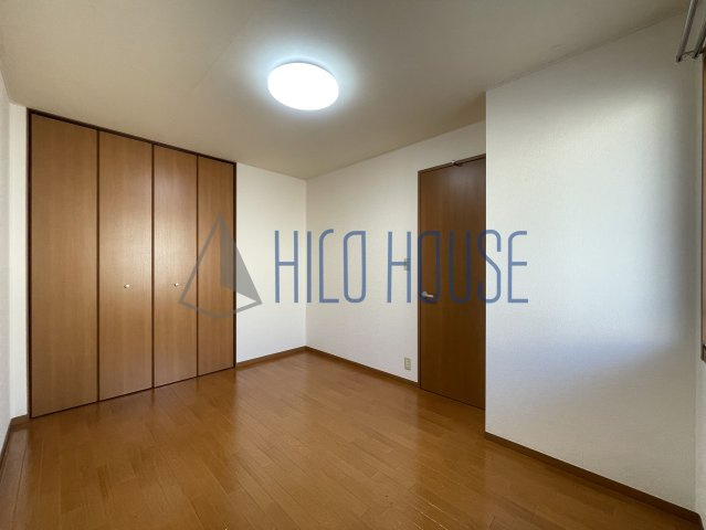 パルメゾンの寝室