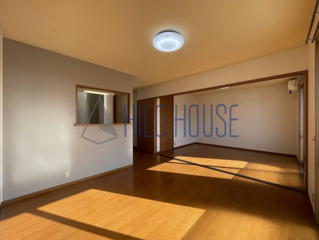 パルメゾンの居間・リビング