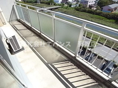 【バルコニー】 | ユーフォニー市原 | 広々としたバルコニーです