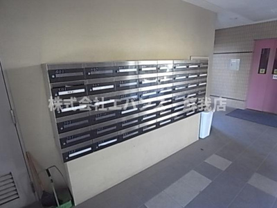 【ロビー】 | ユーフォニー市原 | 落ち着いたロビーです