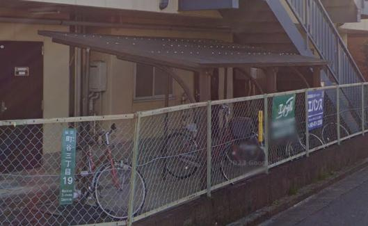 西沢マンションのロビー|清潔なロビーです