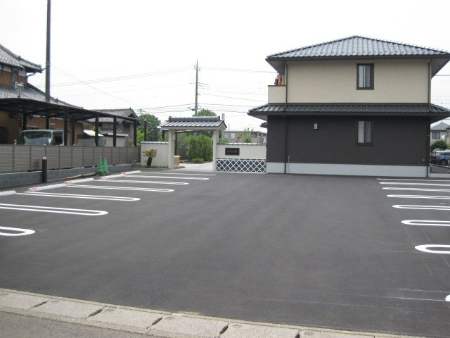 水明館の駐車場
