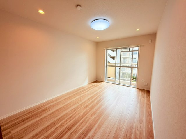 洛西境谷西第2住宅