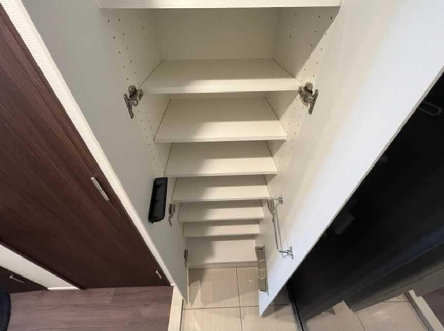 エトワール駒沢大学　南東向き　オートロック　常時ゴミ出し可の収納