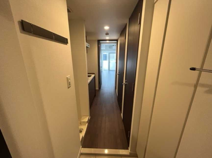 エトワール駒沢大学　南東向き　オートロック　常時ゴミ出し可の玄関