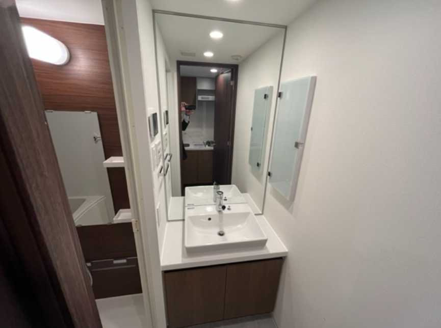 エトワール駒沢大学　南東向き　オートロック　常時ゴミ出し可の洗面所