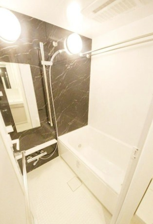プリューム中野坂上の浴室