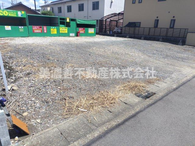 ６５７１１　岐阜市八代土地の外観