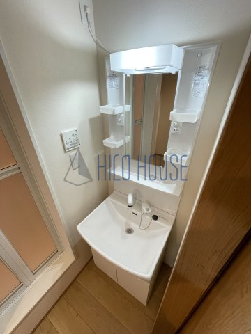 ウエルコート川越旭町の洗面所