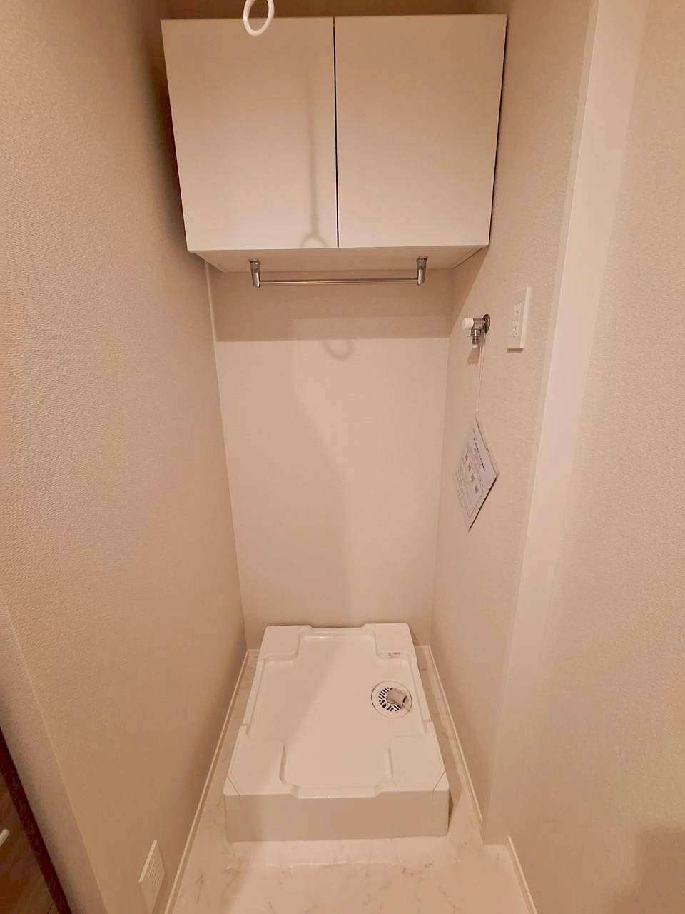 Ｌｅ　Ｌｉｅｎの洗面所|★上部収納付きの室内洗濯機置き場★