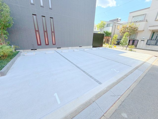 杉並区本天沼３丁目の賃貸マンションの駐車場|★ZEH対応で省エネマンション★