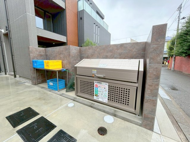杉並区本天沼３丁目の賃貸マンションのその他共用部分|★敷地内ゴミストッカー★