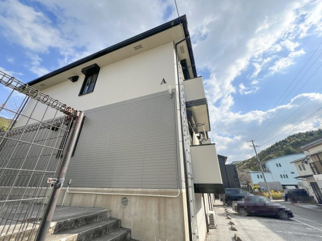 エスポアール翠 A棟の外観