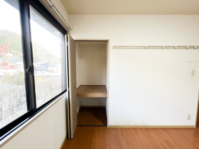 エスポアール翠 A棟の収納