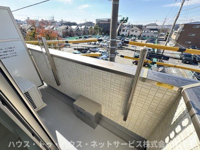 ソルブラン松戸のバルコニー
