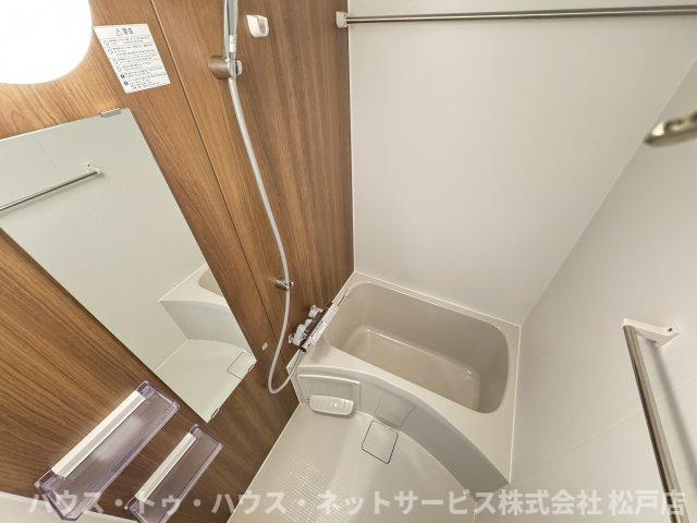 ソルブラン松戸の浴室