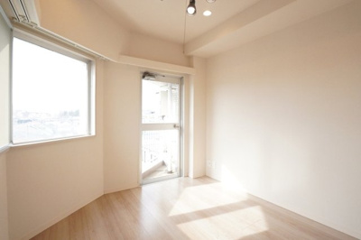 【洋室】 | メナー代田 | （洋室2）