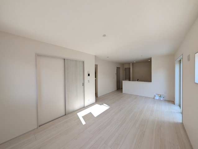 【居間・リビング】 | リーブルガーデン.S渋川市四つ角ー①