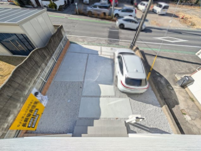 【駐車場】 | リーブルガーデン.S渋川市四つ角ー① | 3台駐車可能です♪