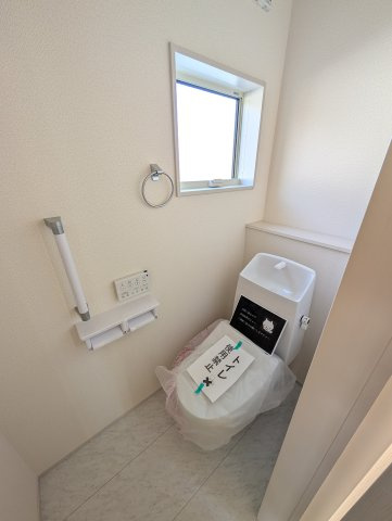 【トイレ】 | リーブルガーデン.S渋川市四つ角ー① | 2階のトイレ♪