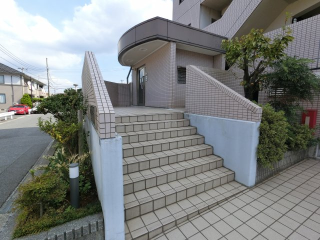 【エントランス】