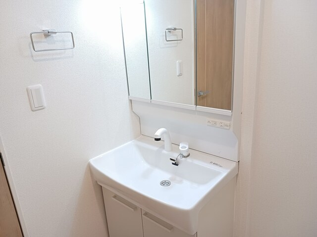 パークヒルズ利根六番館の駐車場|駐車場