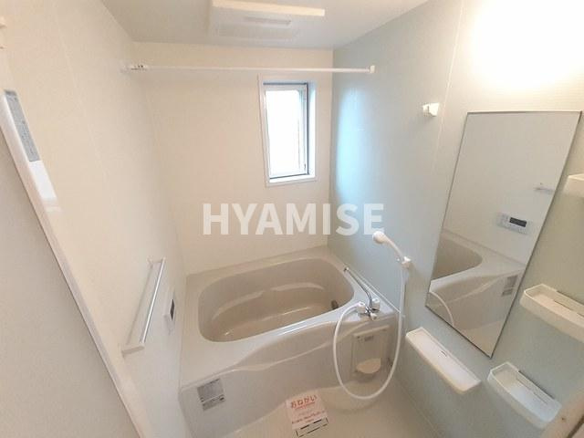 プラシードBの浴室