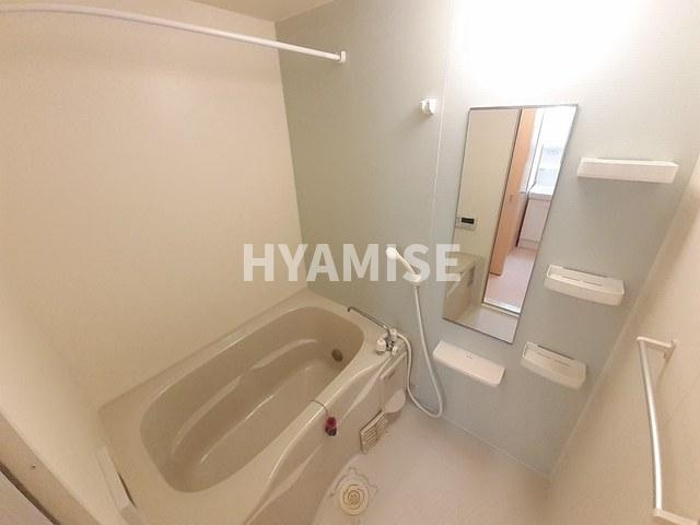 グリーンヒル三城弐番館Aの浴室