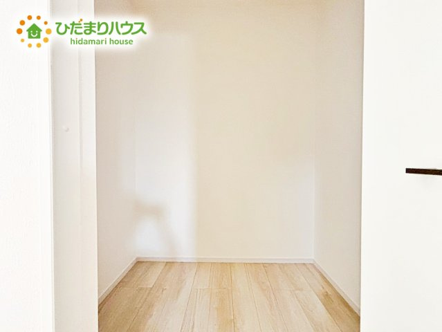 【収納】 | 笠間市南友部1期　新築戸建　2号棟 | リビングの収納は日用品の備蓄場所に便利です！