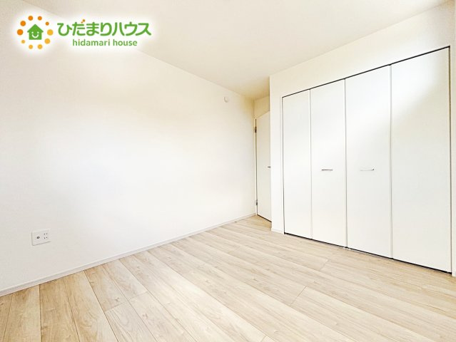 【洋室】 | 笠間市南友部1期　新築戸建　2号棟 | お子様の成長に合わせて、自由に模様替えできるように考えた、シンプルな洋室。