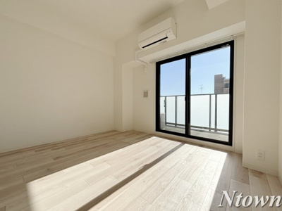 【居間・リビング】 | S-RESIDENCE浄心East | こちらの居間で趣味の時間をお楽しみください