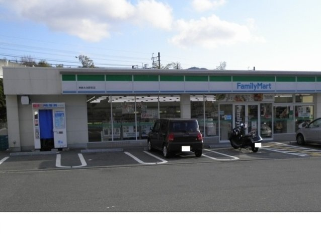ソレアード北六甲の周辺|ファミリーマート神戸大池駅前まで1000m