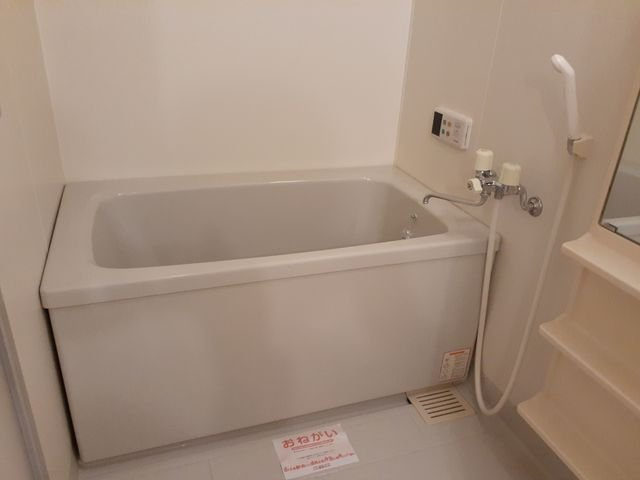 ソレアード北六甲の浴室|落ち着いた空間のお風呂です