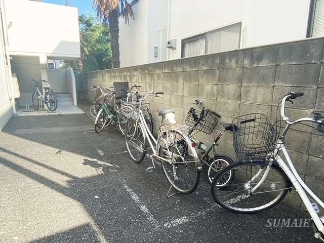 リリーズタウンのその他共用部分|駐輪場☆
