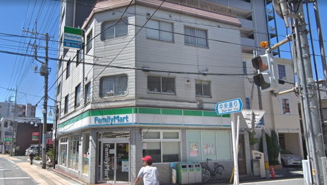 リリーズタウンのその他|ファミリーマート上戸田二丁目店