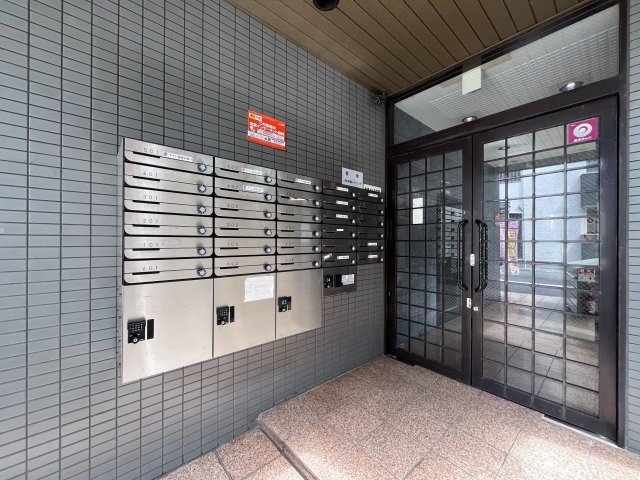 サンフラワー長居のエントランス