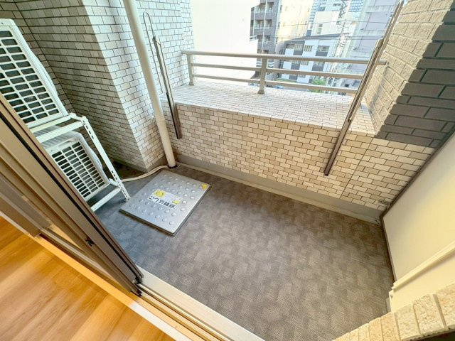 ゲートコート東三国のバルコニー