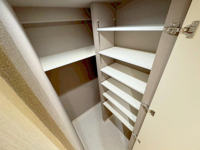 ゲートコート東三国の収納