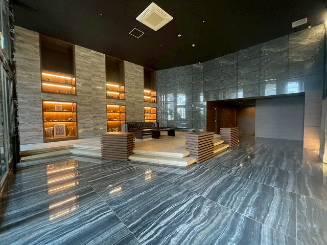 ゲートコート東三国のロビー