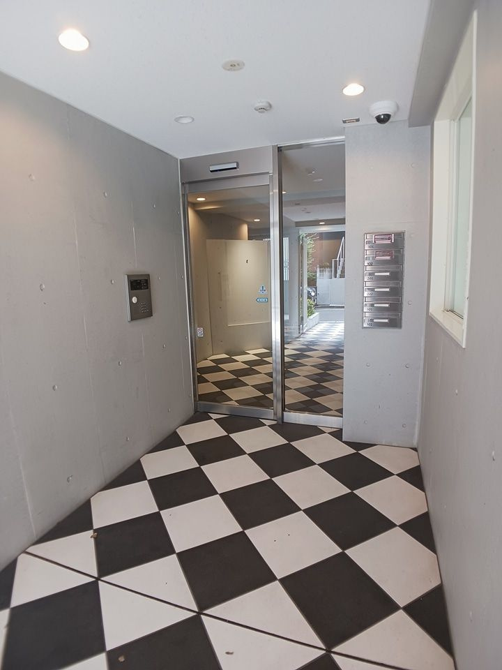 コート・ウエストのエントランス