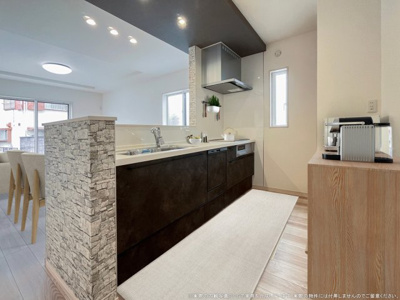 【キッチン】 | 【キッチン　CG家具設置イメージ】
※画像に含まれる家具家電はCGで作成したイメージです。実際の物件には付帯しません。