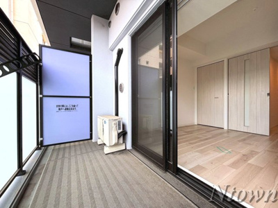 【バルコニー】 | S-RESIDENCE浄心East | 外からの目が気にならないバルコニーで洗濯物が干せます
