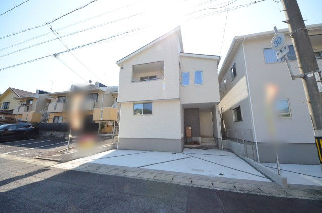 落合二丁目の外観|JR玖村駅徒歩6分の平地
駐車は2台可能です