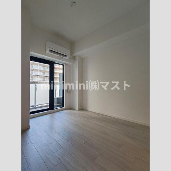 S-RESIDENCE阿波座bouncyの居間・リビング