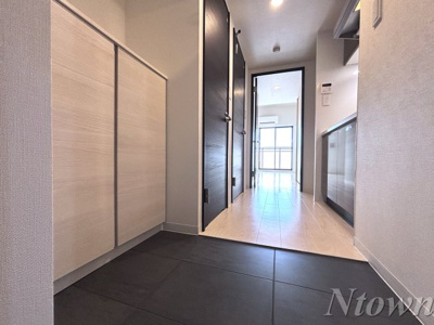 【玄関】 | S-RESIDENCE名駅North | ゆったりとした玄関です